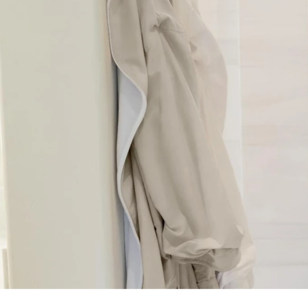 Jennifer Adams Robe - Picture 2 of 3